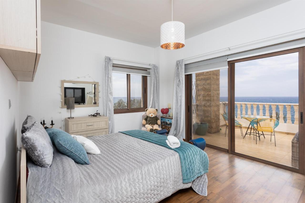 Villa Beach Heaven Pomos Exterior photo